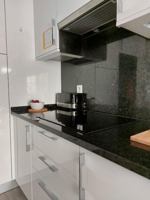 Girassol - Bright, Modern, Well Located Apartment Ольян Экстерьер фото
