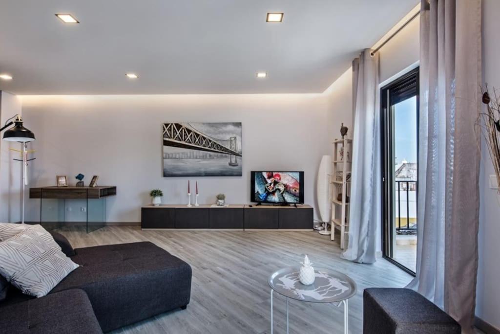 Girassol - Bright, Modern, Well Located Apartment Ольян Экстерьер фото
