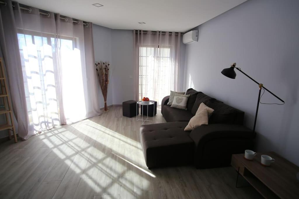 Girassol - Bright, Modern, Well Located Apartment Ольян Экстерьер фото